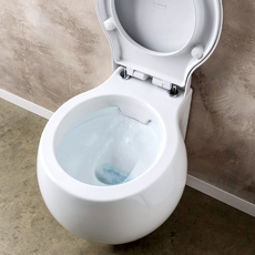 Miski WC wiszące i stojące oraz bidety Scarabeo z kolekcji Planet