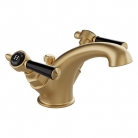 Bateria umywalkowa dwuuchwytowa z korkiem automatycznym - Booth&Co. - Axbridge - BC-AXB-200-B-BRS